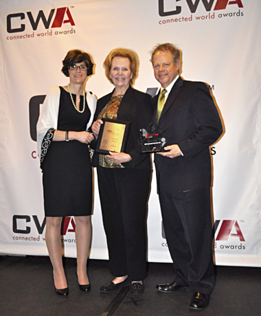 Barclay Knapp and Carole Downs pictured with Peggy Smedley